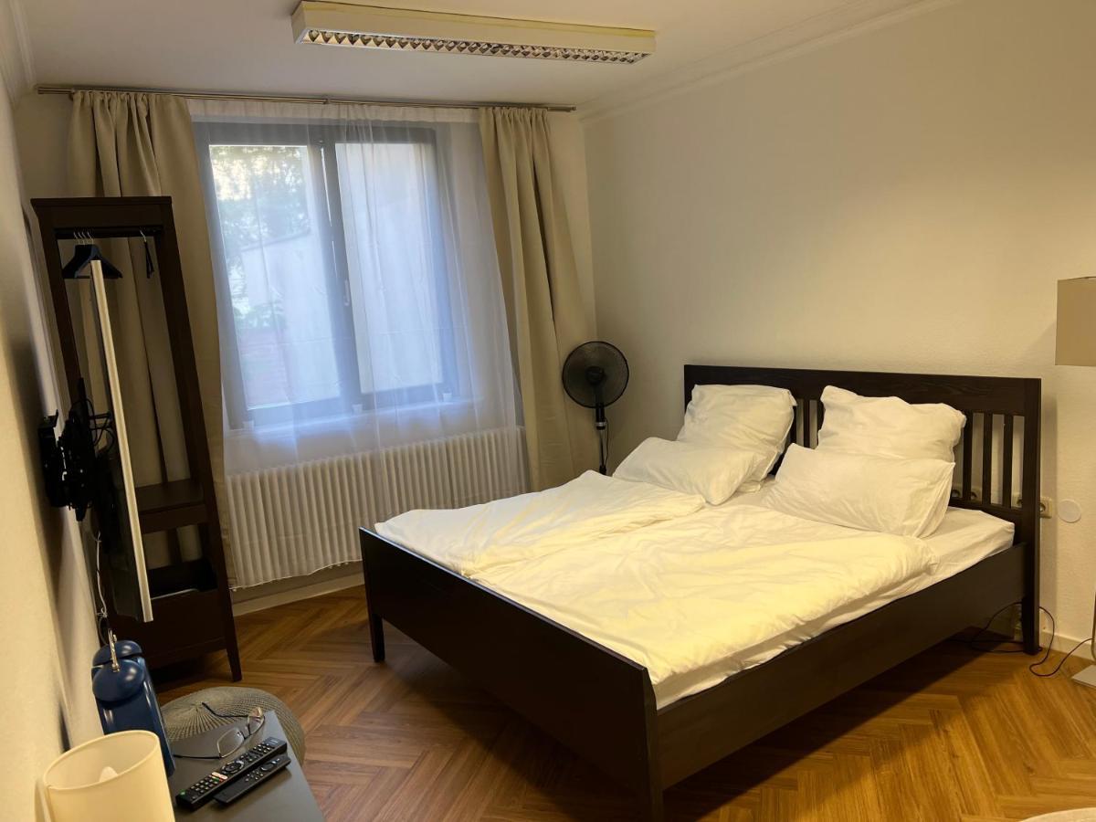 Wohnung Im Universitaetsring Хале Екстериор снимка